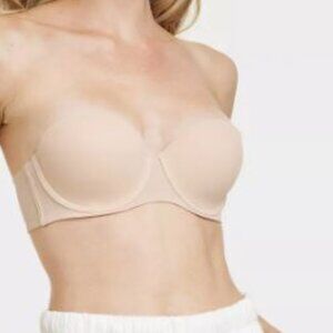 AUDEN Size 38DD Lightly Lined Strapless Bra Underwire Neutral Coverage Shaping